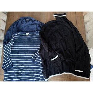 Size small sweater lot